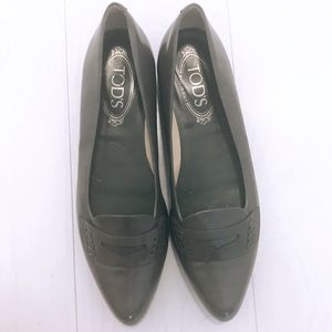 NWOT Tod’s olive green penny loafers driving shoes
